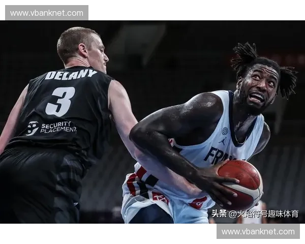 篮球世界杯决赛精彩对决瞬间回顾与球星表现深度解析